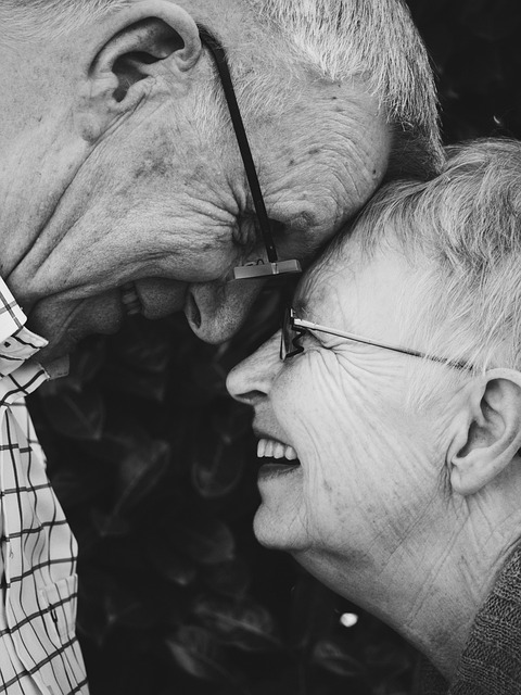 Finding Love After 50: The Rise of Senior Dating and How JustOver50s.Com Makes It Easier